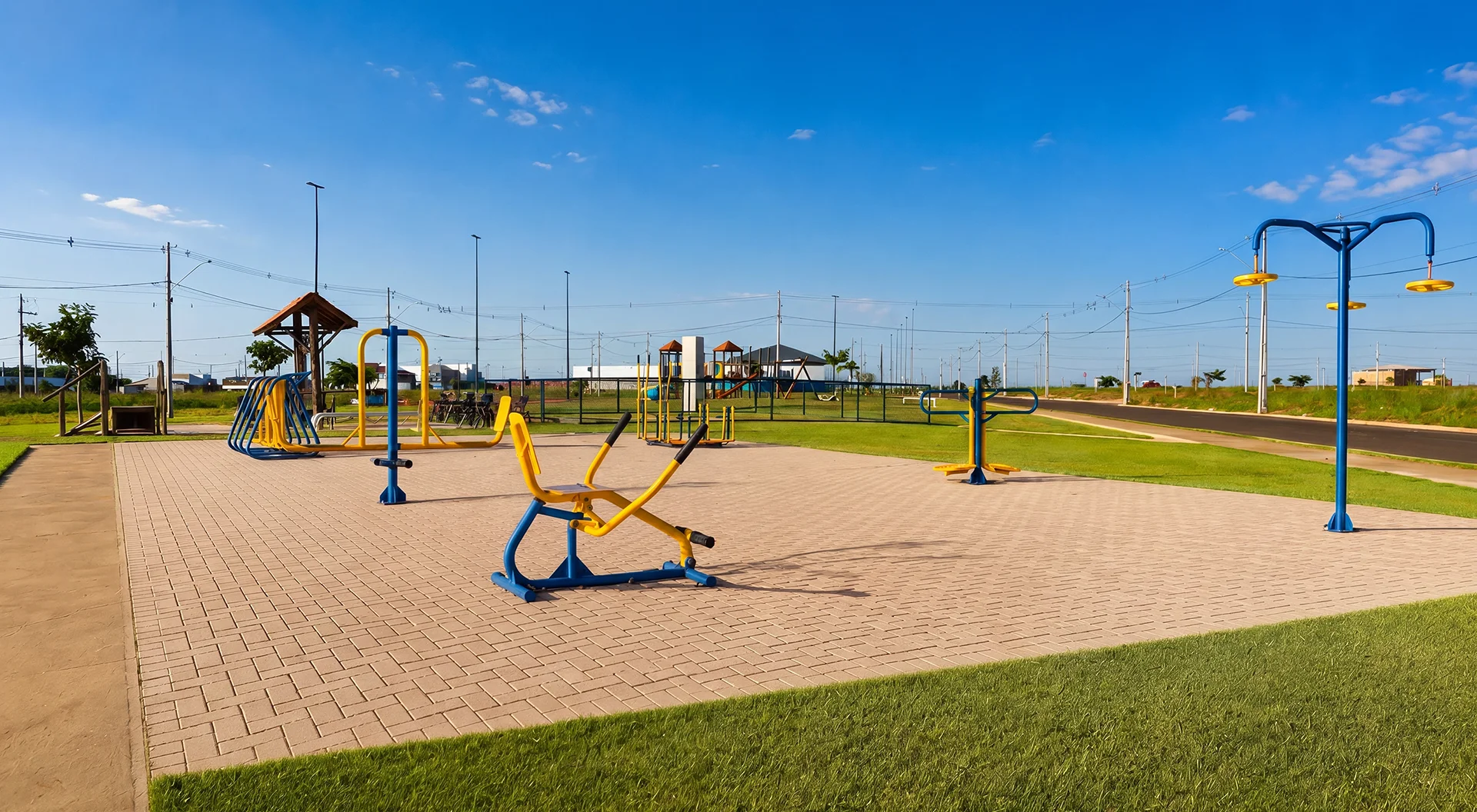 Parque linear e áreas de convivência